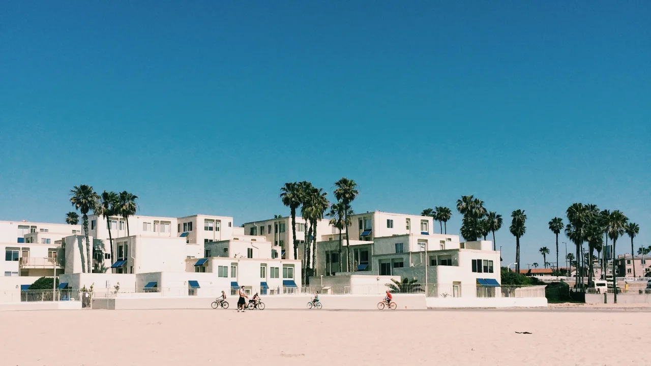 Tulum ou Playa del Carmen : comparatif immobilier 2026